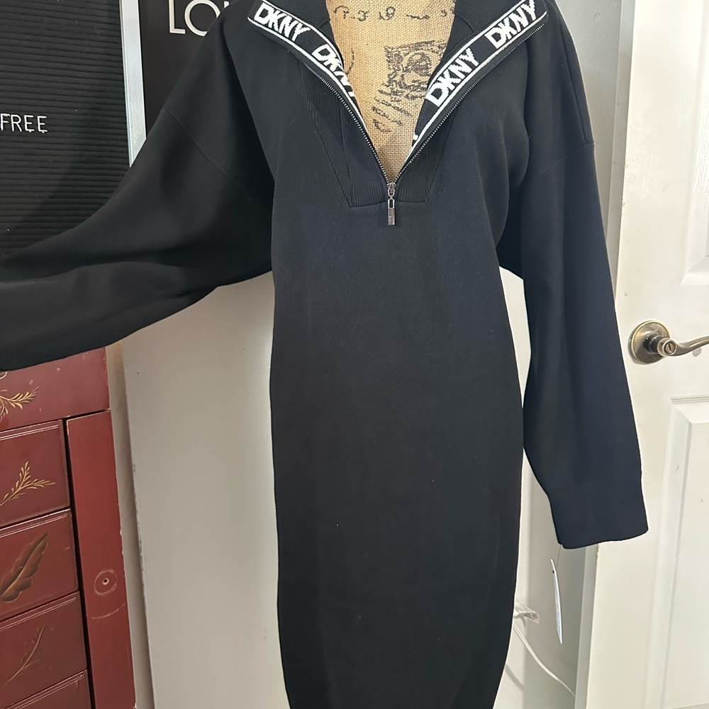 🆕DKNY Black/White Sweater Dress - Picture 4 of 17